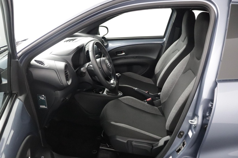 Toyota Aygo X - 1.0 VVT-i MT Play 17