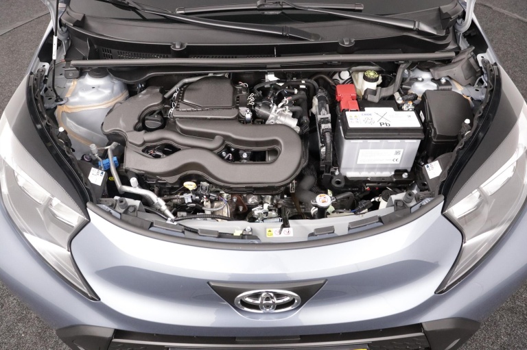 Toyota Aygo X - 1.0 VVT-i MT Play 33