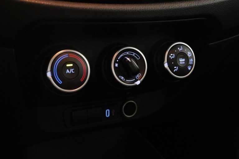 Toyota Aygo X - 1.0 VVT-i MT Play 7