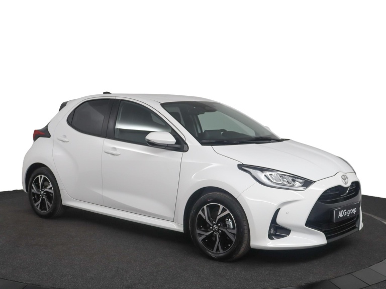 Toyota Yaris - 1.5 Hybrid 115 Dynamic 14