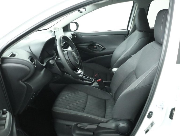 Toyota Yaris - 1.5 Hybrid 115 Dynamic 17