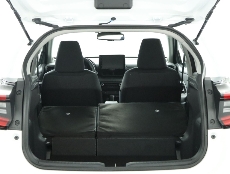 Toyota Yaris - 1.5 Hybrid 115 Dynamic 26