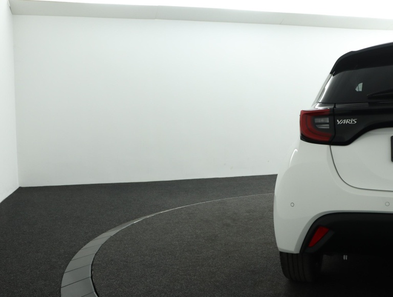 Toyota Yaris - 1.5 Hybrid 115 Dynamic 39