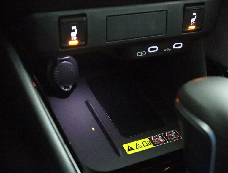 Toyota Yaris - 1.5 Hybrid 115 Dynamic 57
