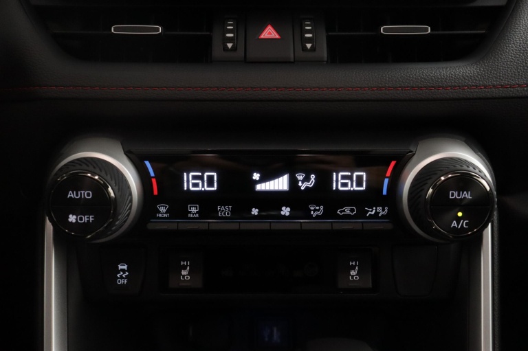 Toyota RAV4 - 2.5 Plug-in Hybrid AWD GR SPORT 7