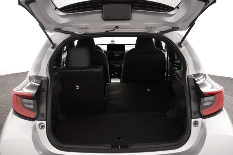 Toyota Yaris - 1.5 Hybrid 130 Executive 24
