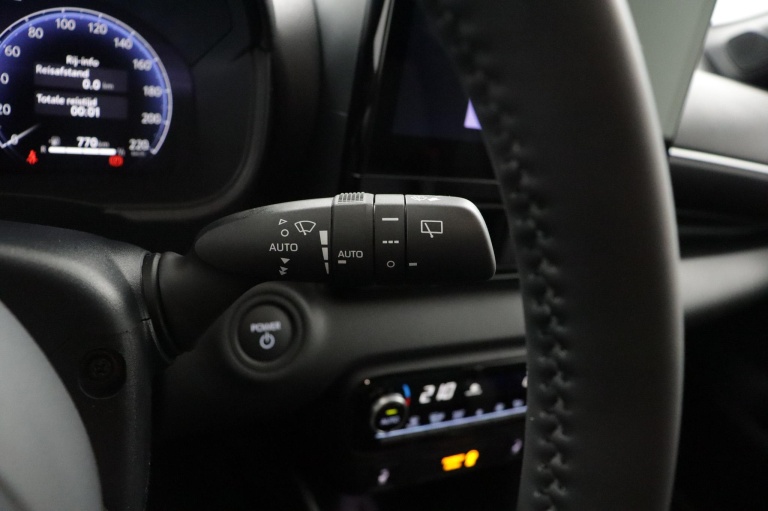 Toyota Yaris - 1.5 Hybrid 130 Executive 32