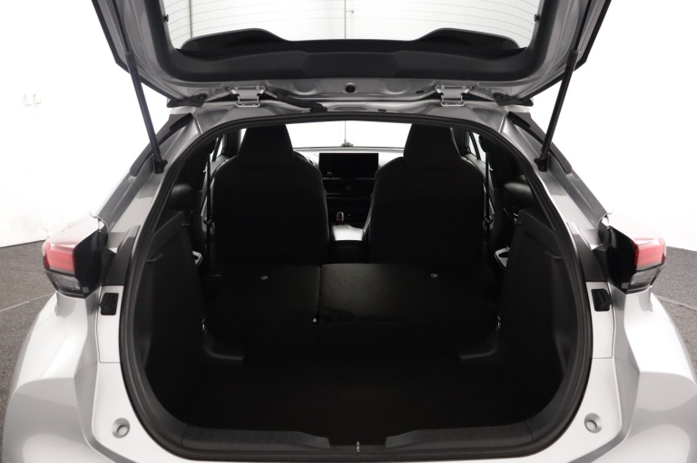 Toyota C-HR - 1.8 Hybrid 140 Dynamic 25