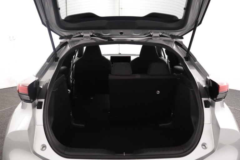 Toyota C-HR - 1.8 Hybrid 140 Dynamic 26