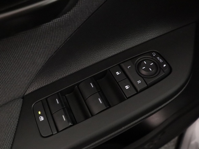 Toyota C-HR - 1.8 Hybrid 140 Dynamic