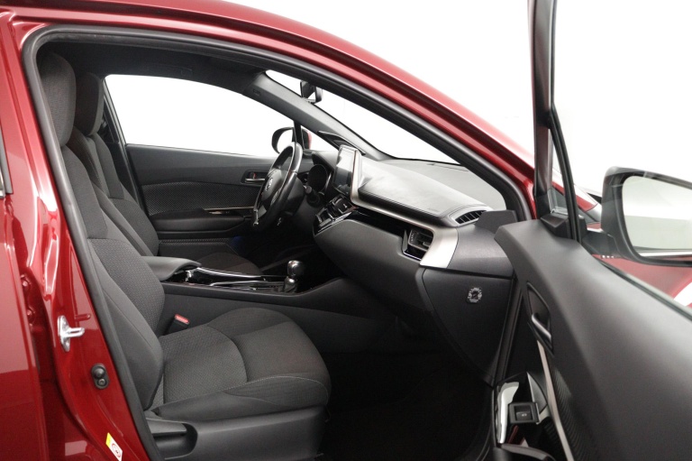 Toyota C-HR - 1.8 Hybrid Style 19