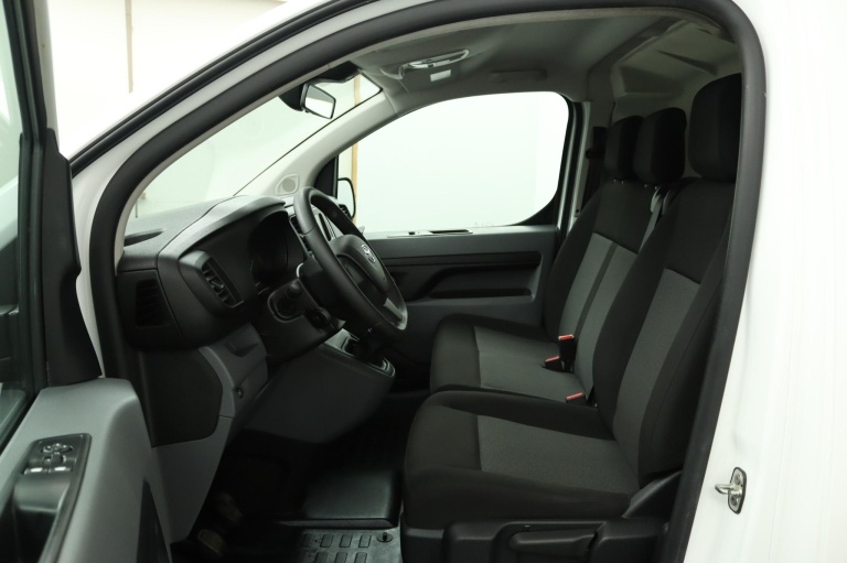 Toyota PROACE Worker - 2.0 D-4D Live 17