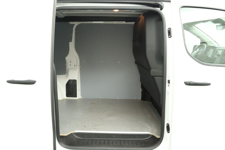 Toyota PROACE Worker - 2.0 D-4D Live 18