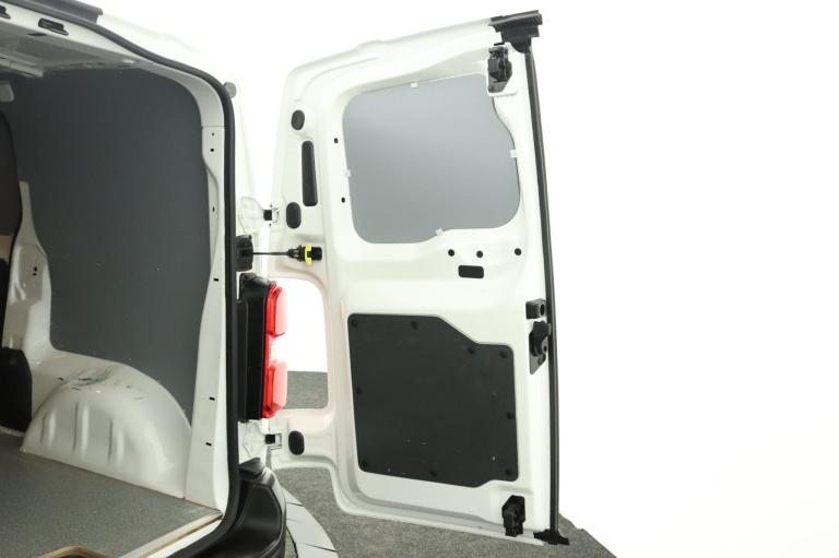 Toyota PROACE Worker - 2.0 D-4D Live 37
