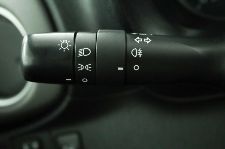 Toyota Yaris - 1.3 VVT-i Aspiration 30