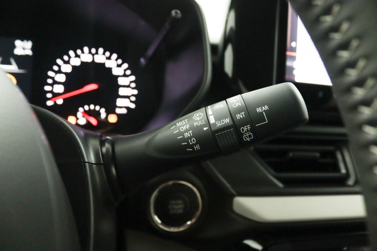 Suzuki Swift - 1.2 Select Smart Hybrid 29