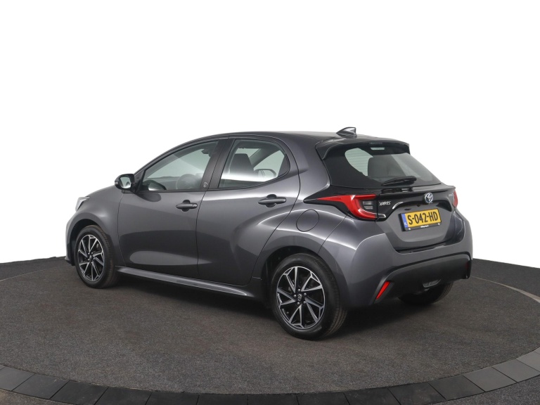 Toyota Yaris - 1.5 Hybrid Dynamic 12