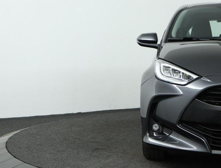 Toyota Yaris - 1.5 Hybrid Dynamic 35