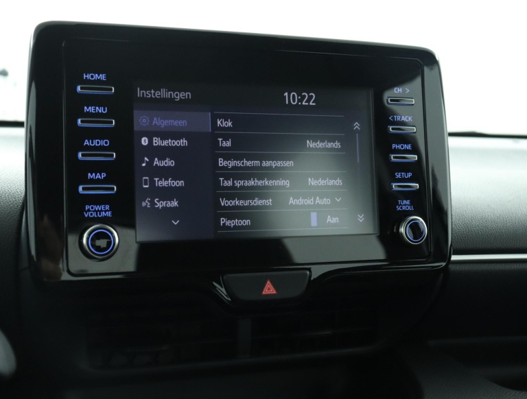 Toyota Yaris - 1.5 Hybrid Dynamic 49