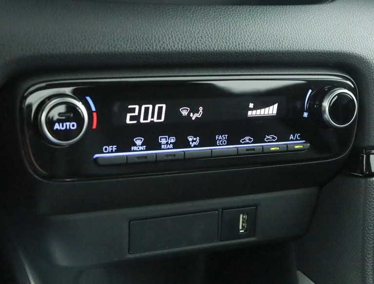 Toyota Yaris - 1.5 Hybrid Dynamic 7