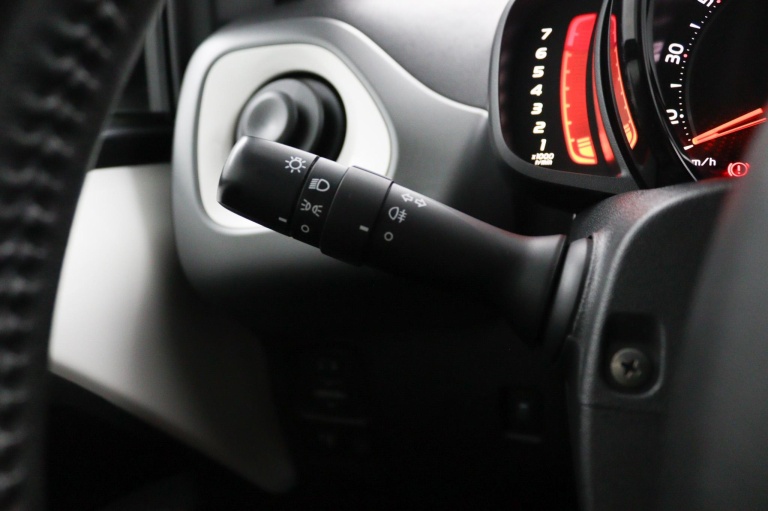 Toyota Aygo - 1.0 VVT-i x-play limited 23