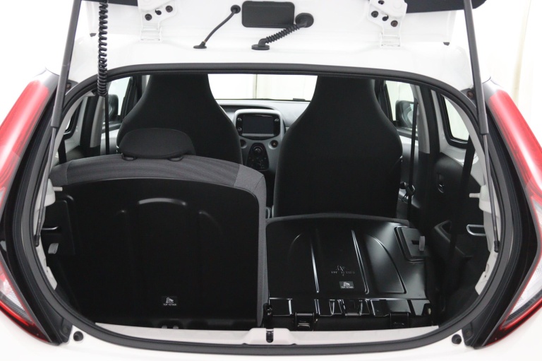 Toyota Aygo - 1.0 VVT-i x-play limited 30