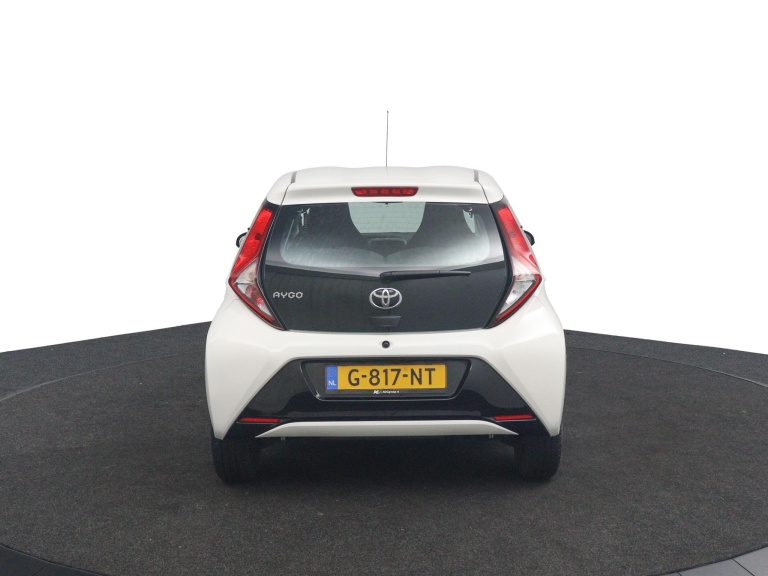 Toyota Aygo - 1.0 VVT-i x-play limited 8