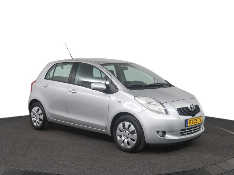 Toyota Yaris - 1.3 VVTi Sol 13