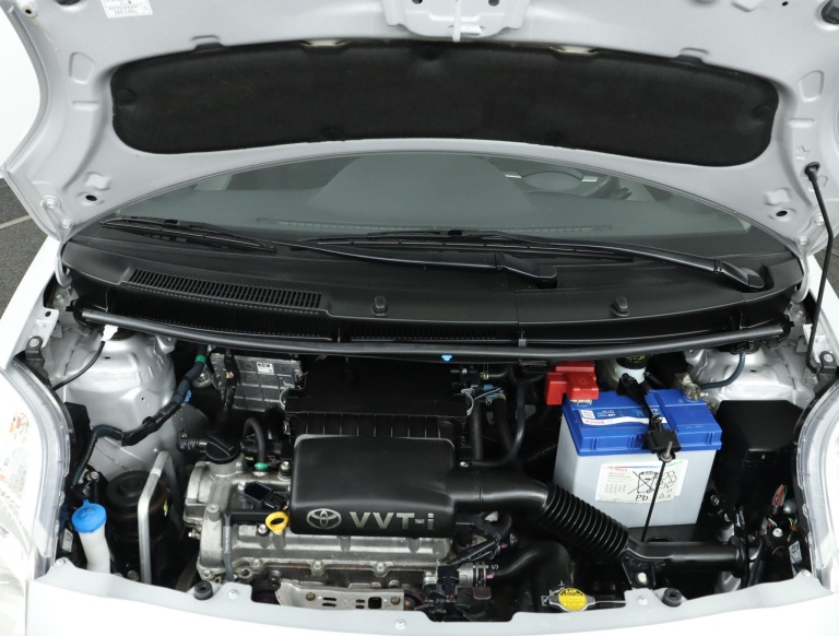 Toyota Yaris - 1.3 VVTi Sol 32