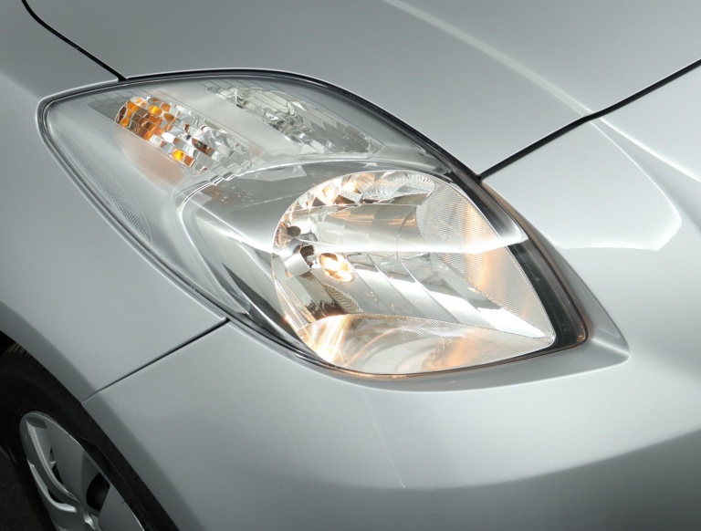 Toyota Yaris - 1.3 VVTi Sol 45
