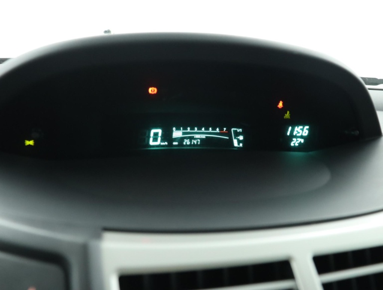 Toyota Yaris - 1.3 VVTi Sol 6
