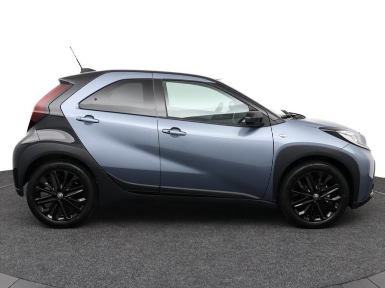 Toyota Aygo X - 1.0 VVT-i MT Premium 11