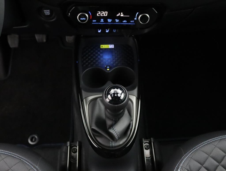 Toyota Aygo X - 1.0 VVT-i MT Premium 24