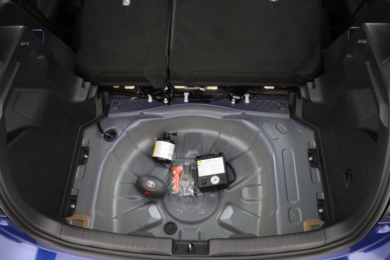 Toyota Yaris - 1.5 Hybrid Dynamic 32