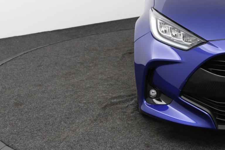 Toyota Yaris - 1.5 Hybrid Dynamic 34