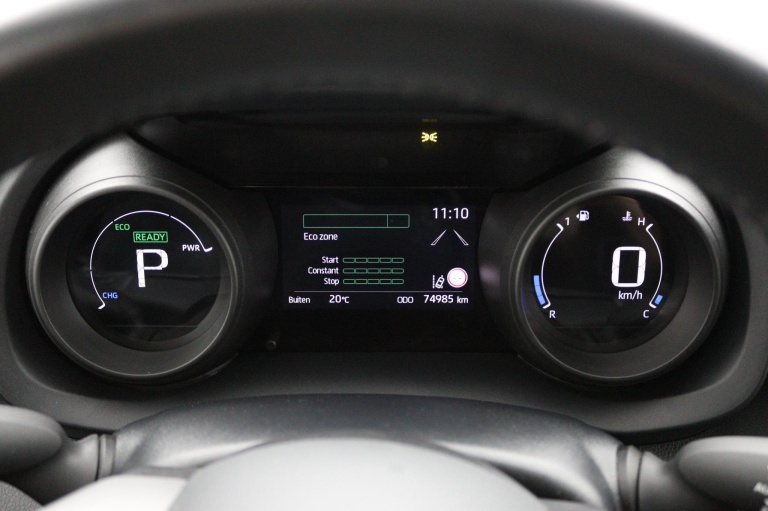 Toyota Yaris - 1.5 Hybrid Dynamic 6