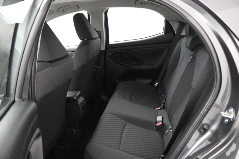 Toyota Yaris - 1.5 Hybrid 115 Dynamic 18