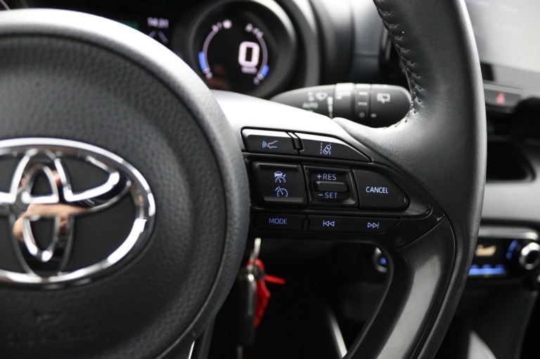 Toyota Yaris - 1.5 Hybrid 115 Dynamic 21