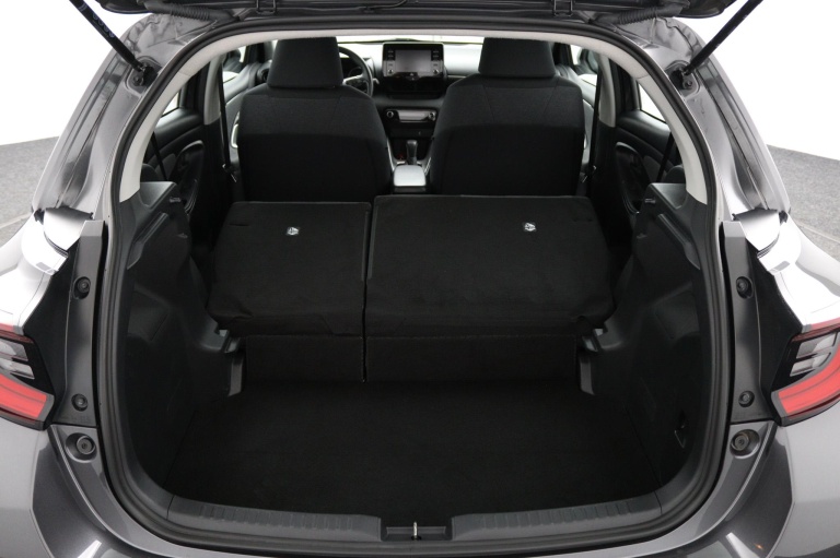 Toyota Yaris - 1.5 Hybrid 115 Dynamic 26