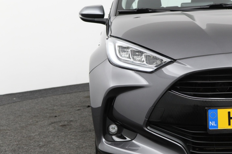 Toyota Yaris - 1.5 Hybrid 115 Dynamic 35