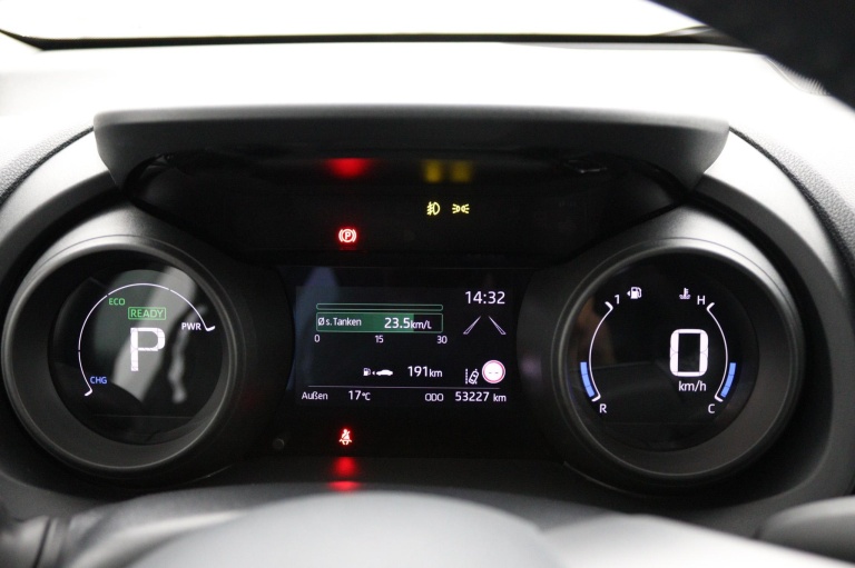 Toyota Yaris - 1.5 Hybrid 115 Dynamic 6