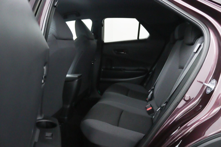 Toyota C-HR - 1.8 Hybrid 140 Business Plus 13