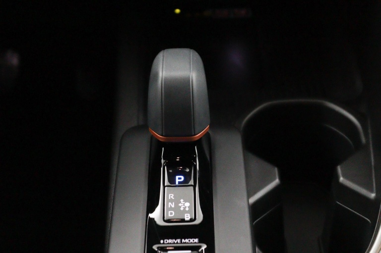 Toyota C-HR - 1.8 Hybrid 140 Business Plus 19
