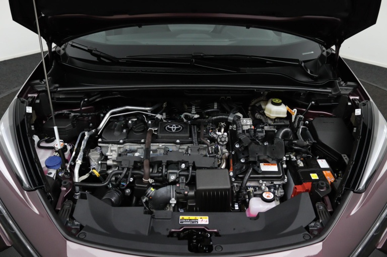 Toyota C-HR - 1.8 Hybrid 140 Business Plus 33