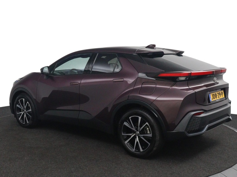Toyota C-HR - 1.8 Hybrid 140 Business Plus 4