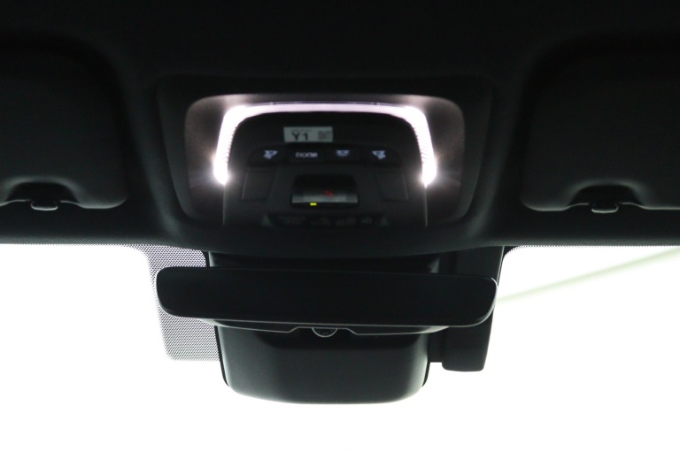 Toyota C-HR - 1.8 Hybrid 140 Business Plus 43