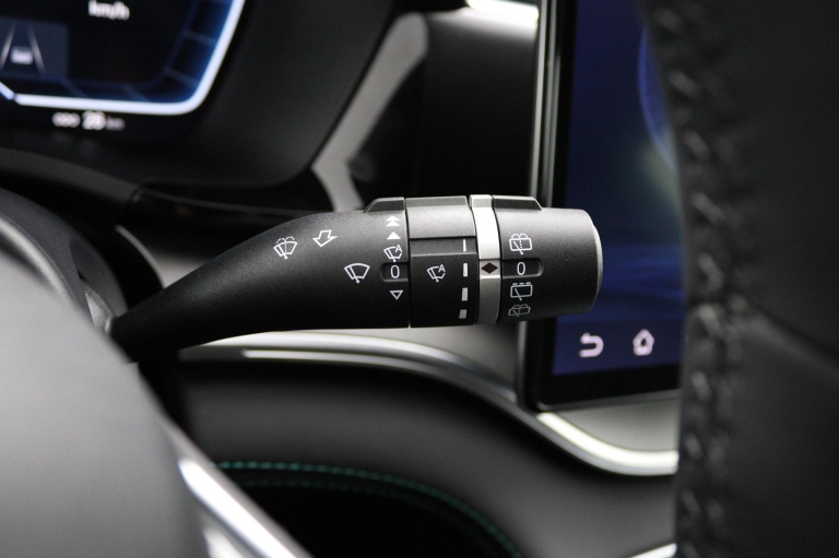BYD SEAL U - 1.5 DM-i FWD Boost 28