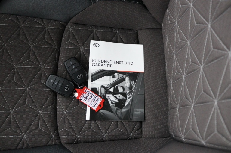 Toyota Yaris Cross - 1.5 Hybrid Adventure 11