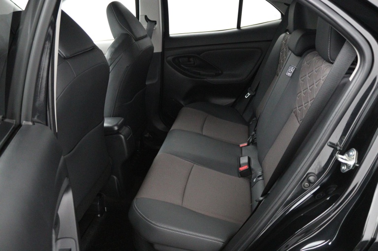 Toyota Yaris Cross - 1.5 Hybrid Adventure 17