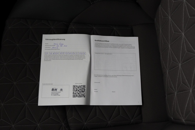 Toyota Yaris Cross - 1.5 Hybrid Adventure 48